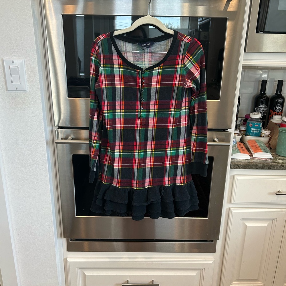 Ralph Lauren Plaid ruffle Dress size 10-12 girls has slight wear